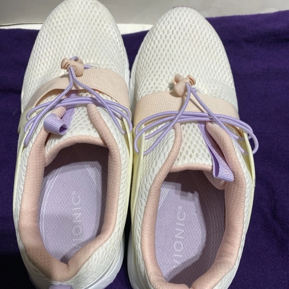 Vionic Berlin Sneakers Shoes White Multicolor Womens Size 10 Athletic Slip On - Picture 3 of 11